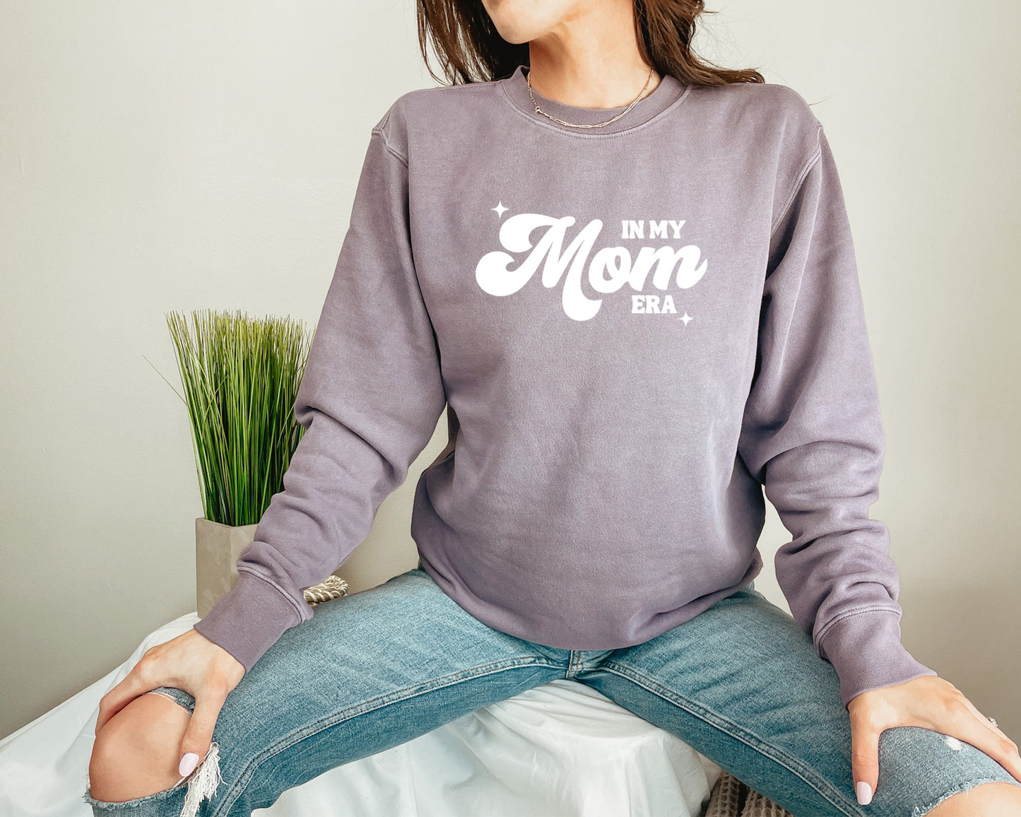 Mom Era Cotton Crewneck
