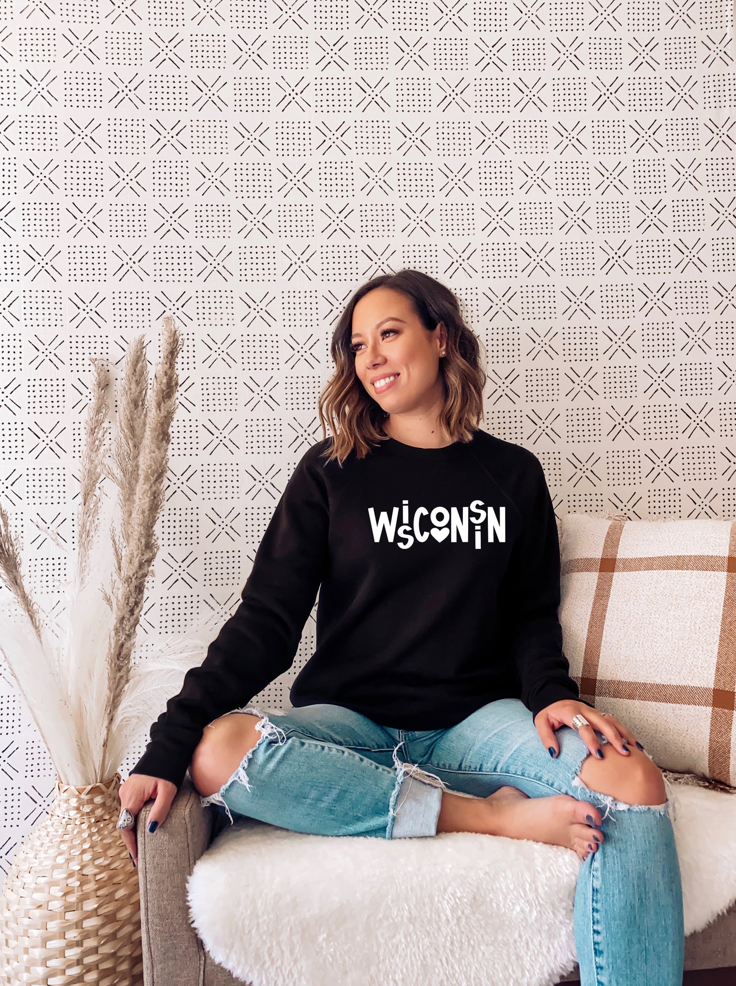 WiScOnSiN Graphic Crew Sweatshirt