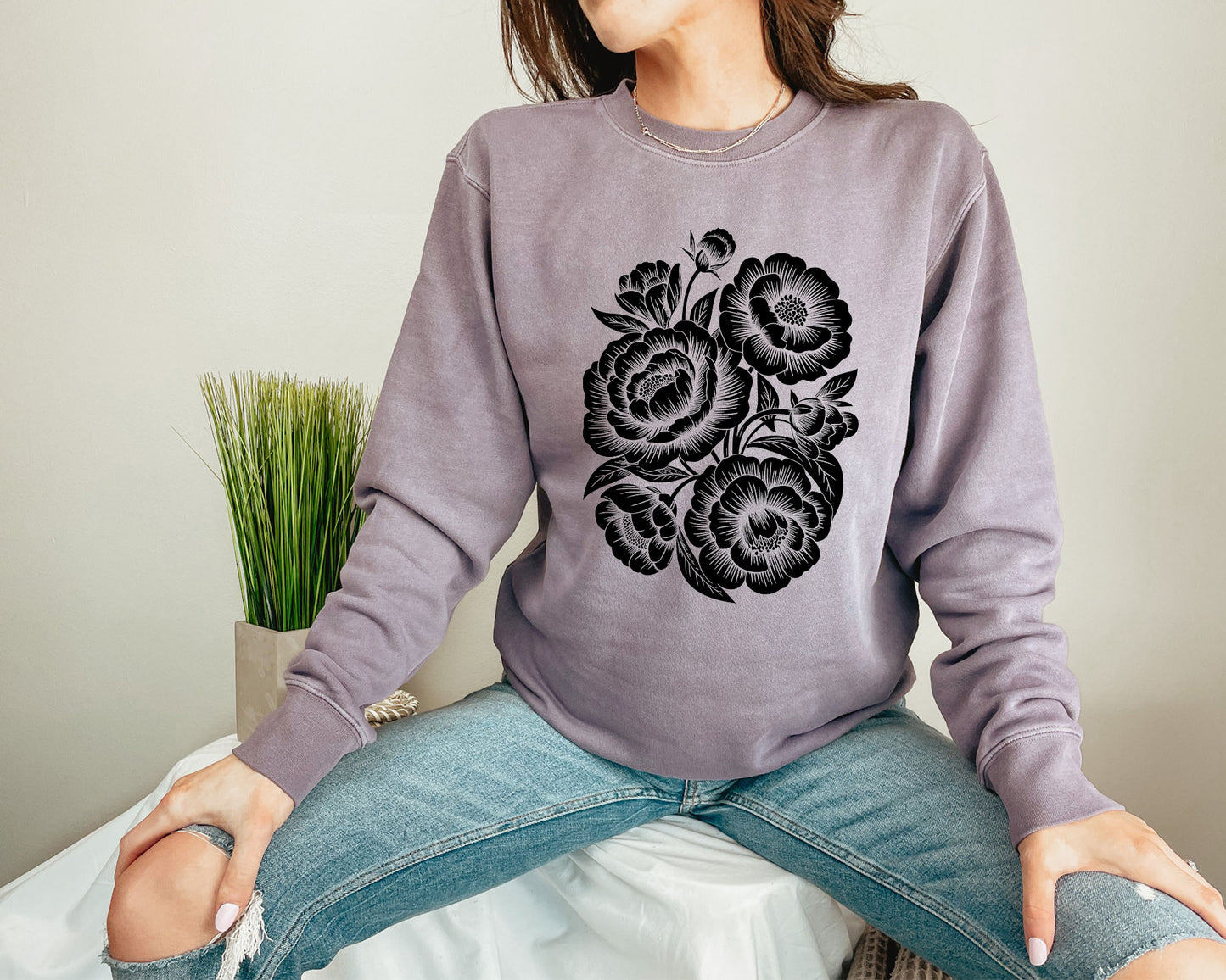 Chic Floral Cotton Crew